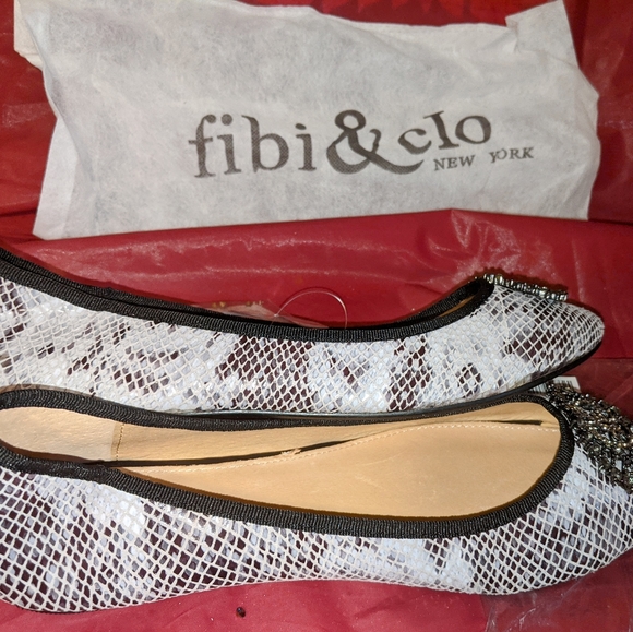 Fibi & Clo - Picture 8 of 10